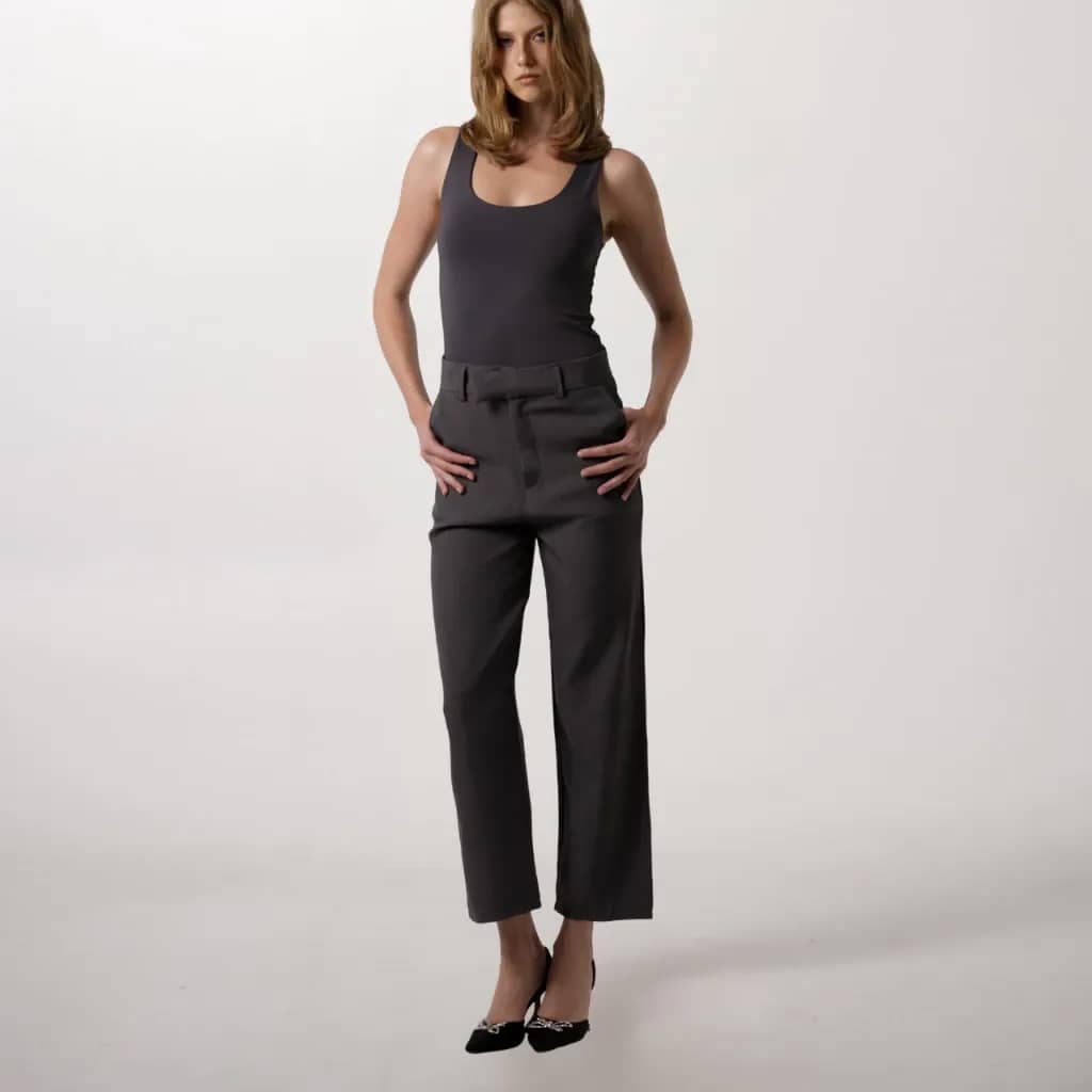 กางเกงขายาวขากระบอกกลาง The Fit Daily Pants ผ้าสโนว์