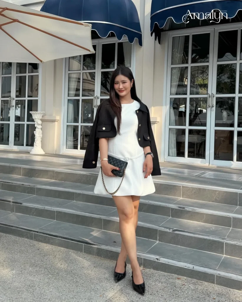 2026年の現代女性ファッションに向けた、上品でラグジュアリーなツイードミニドレス