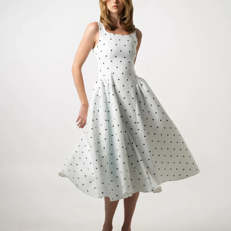 ✨Amalyn Dotty Dress (ด็อตตี้ เดรส) 🤍 เดรสลายจุดโทนขาวดำ ให้ลุคคุณหนูละมุนแต่ยังคงความคลาสสิก